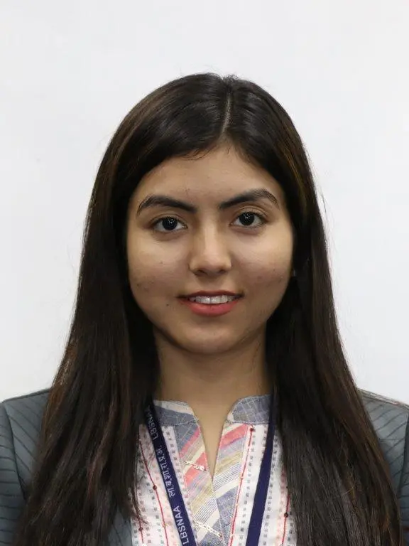 SHWETA NAGARKOTI IAS