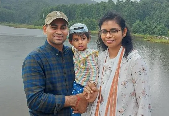 Shashvat Saurabh IAS With His Wife And CHindren