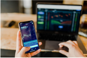 Visual guide emphasizing techniques to boost sales velocity. 